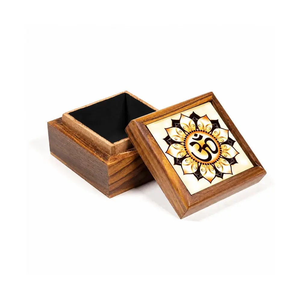 Al Hojari Geschenkset OM Räuchersets Feinstes traditionelles Räucherwerk für jeden einzelnen Tag. Handwerklich mit qualitativ hochwertigen, ausgesuchten Zutaten und mit großer Finesse und Liebe zum Detail hergestellt. 3 Al Hojari Geschenkset OM Räuchersets Feinstes traditionelles Räucherwerk für jeden einzelnen Tag. Handwerklich mit qualitativ hochwertigen, ausgesuchten Zutaten und mit großer Finesse und Liebe zum Detail hergestellt. 3